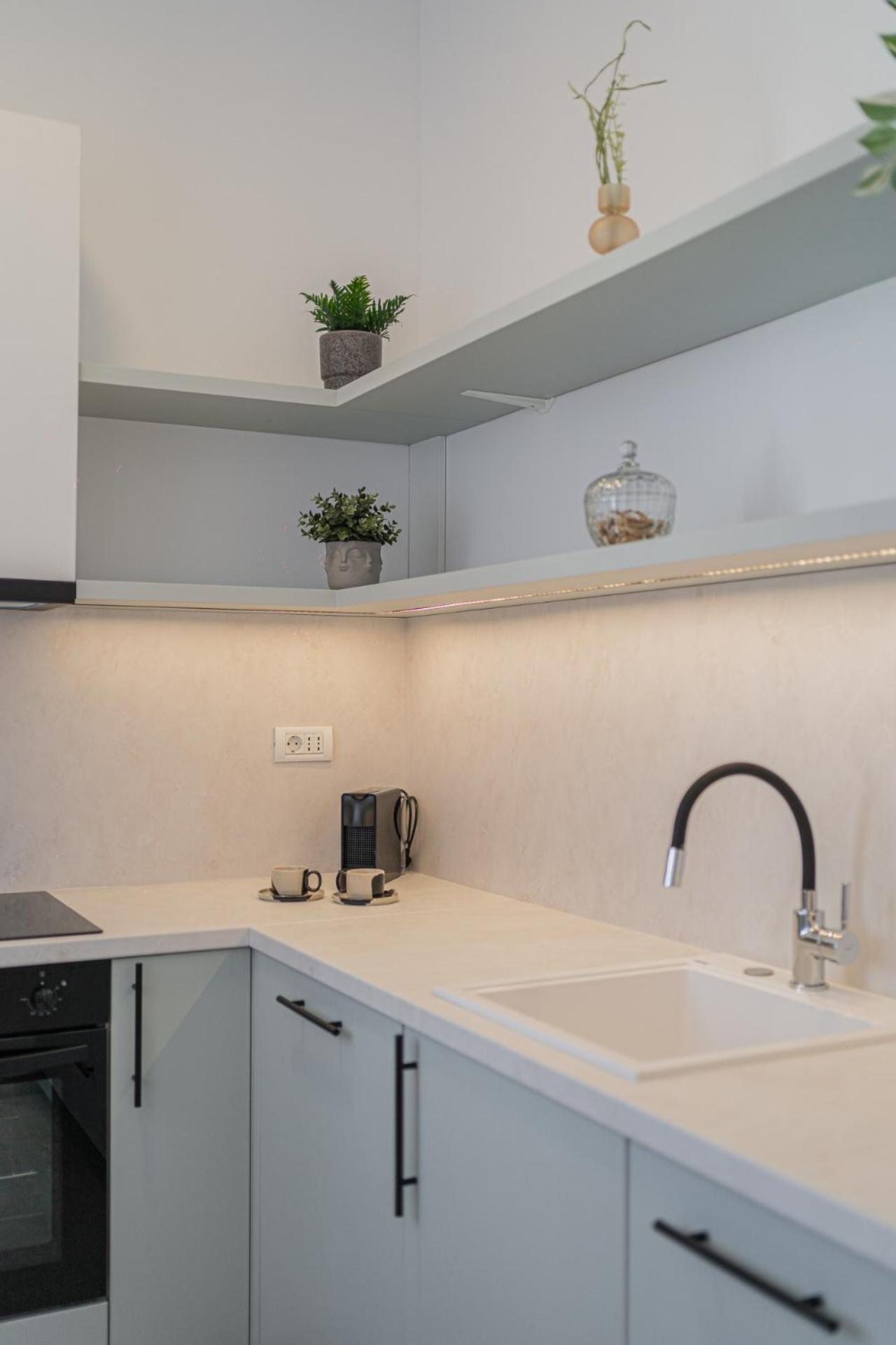Vibrant & Spacious 3br Lofts On Amzei Square Appartamento